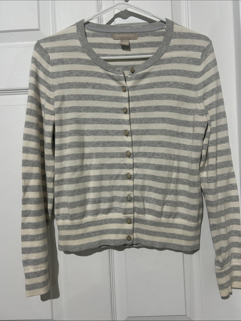 Banana Republic Gray and Cream Striped Button Cardigan pearl like buttons